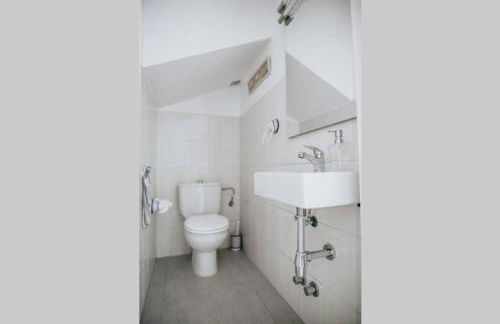 Chalet pareado a 5 minutos andando de la playa - Foto 8