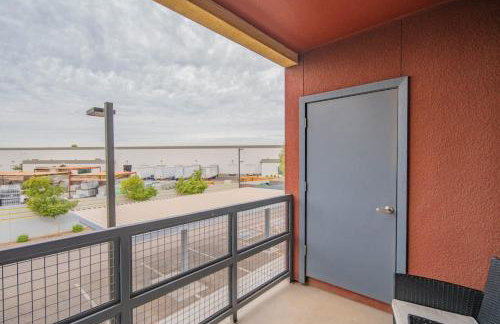 Trendy 2BD Gym Pool Parking WD Sleeps 8 - Foto 34