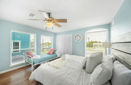 Galveston Bay Front Home with Private Pool and Pier - Foto 19