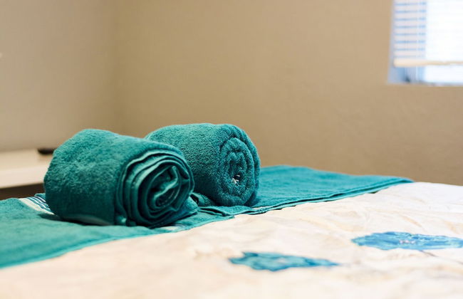 Cute Cozy Bungalow Down Town Jacuzzi - Foto 1