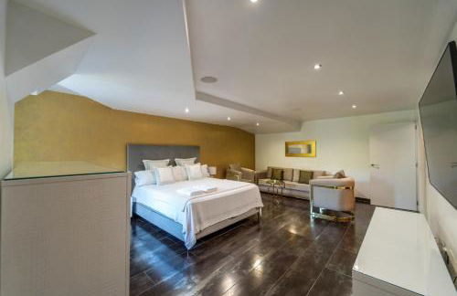 Luxury Vacation Villa - Photo 51