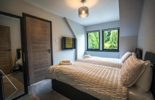 FAMILY FRIENDLY, HOT TUB, Fire Pit, Spacious & Modern - Foto 26