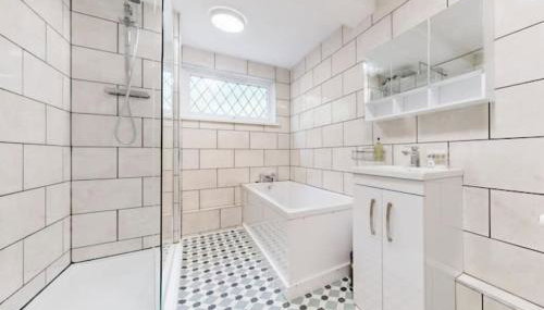 Modern 4BR Kings Cross - Patio & Balcony - Foto 4