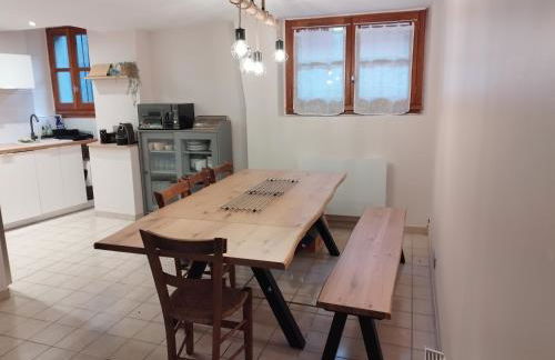 Agréable maison au centre d'Arreau pour 8 pers - Foto 5