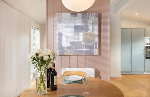 Charterhouse, Strawberryfield Park - Photo 9