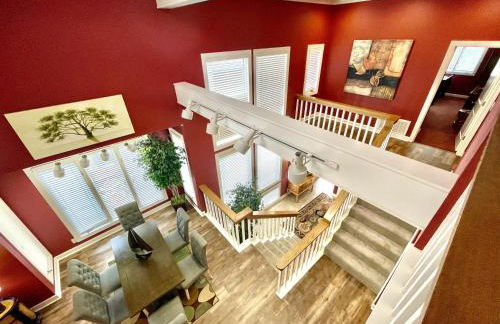 80BPD, Four bedroom, two 1 2 bath log-sided condo with lake view , garage condo - Foto 1