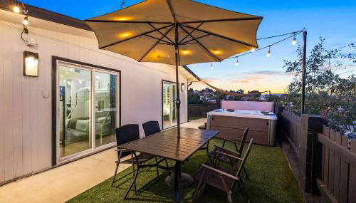 Dog-Friendly House with Hot Tub, AC, Game Room - Photo 2