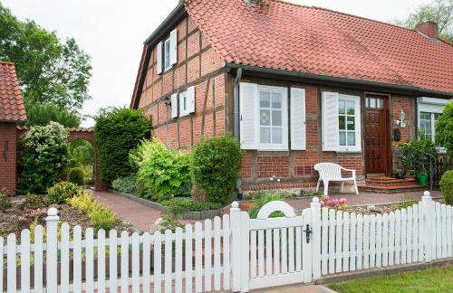 Elbwiesenhaus mit schönen Garten - Foto 14