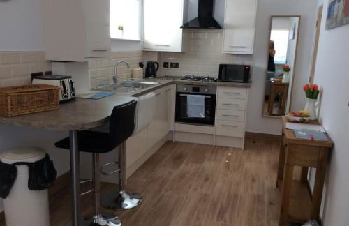 Cliff Top Studio - Photo 20