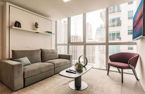 Exclusive Condo w Beautiful City Views and Full Amenities! - Foto 10