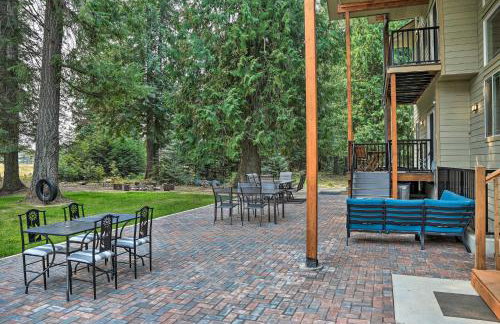 Expansive Group Lake House with Private Hot Tub! - Photo 36