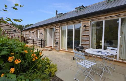 1 Bed in Stoke Abbott 50885 - Photo 1