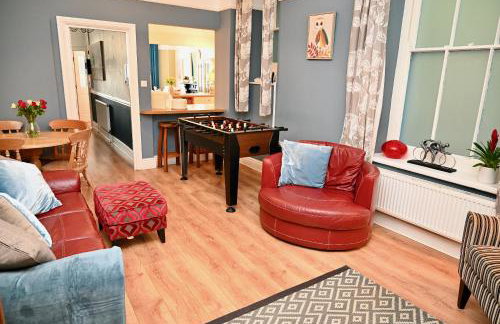 Bay View, Sleeps 18, 7 Bedrooms, 7 Bathrooms, Seafront, Criccieth - Foto 24