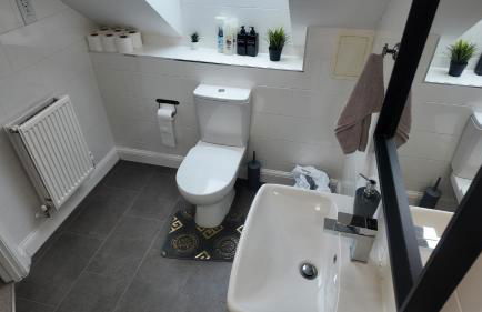 Modern house in City Centre with private parking and gated property - Foto 57