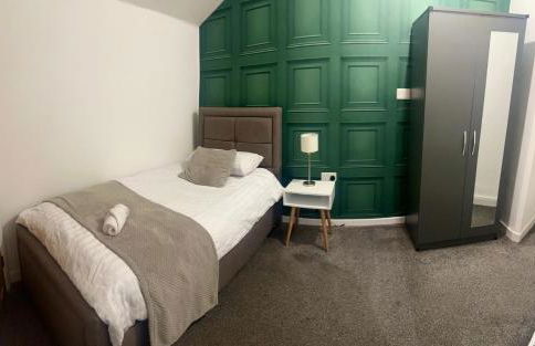 Elegant 3 Bedroom Apartment - Foto 7