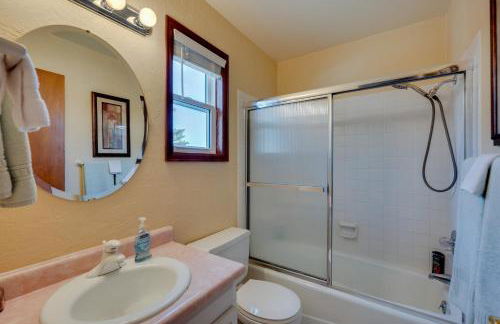 Walk to Lake Loveland Mtn-View Retreat with Balcony - Foto 21