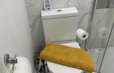 Annexe in lymington with private use of hot tub - Foto 12