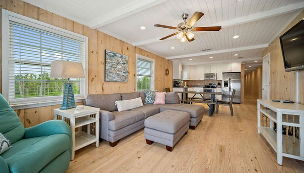 Don t Worry Beach Happy 6 BR 4 BA Sleeps 20 - Foto 3, Habitación