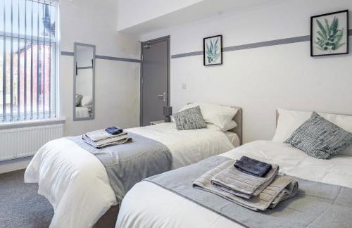 Contractor Luxury Home - Long Stays - 4 Bedrooms - Sleep 8 - Zip & Link Beds - Ultra Fast WiFi - Free Parking - Foto 39