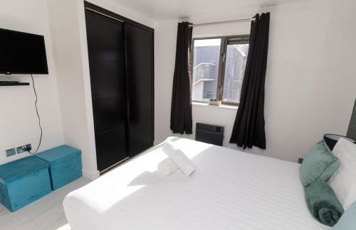 Highrise Balcony Stay in the Heart of Wolverhampton - Foto 9