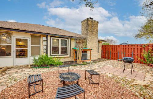 3 Mi to Randolph AFB Family Home with Poker Table! - Foto 1