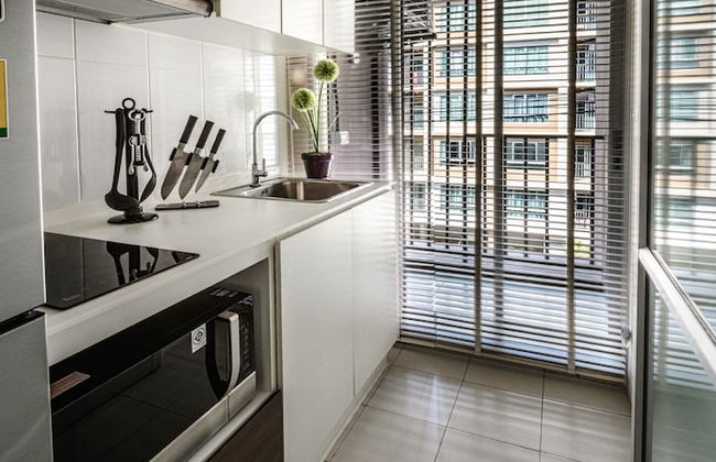 First Choice Suites - Photo 26