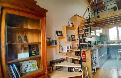 Duplex de Charme avec Bureau - Face Gare RER A - Foto 5