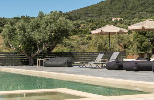 Marea Luxury Suites - Photo 12