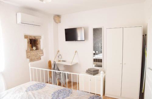 Casa Nini Mer - charming stone house with yard near Pula - Foto 29