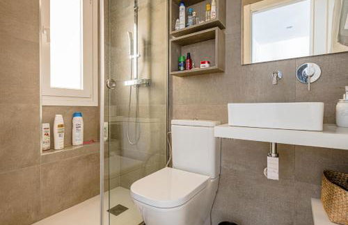 Avenida América - Cama King, AC, junto a la estación - Foto 17