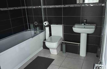 Modern apartment, 1km from city! - Photo 7