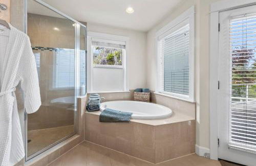 Escape to Gig Harbor’s Most Charming Hideaway - Foto 33