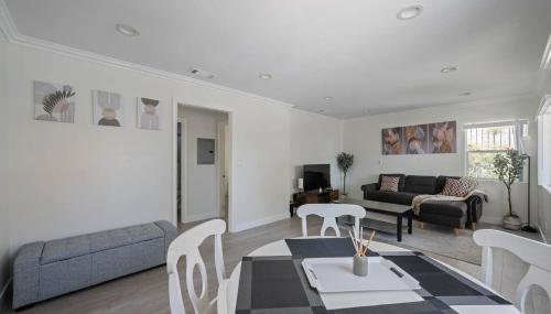 Serene Home in Central Burbank - Foto 4