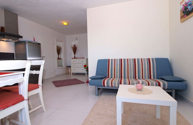 Apartment 1418 - Photo 25