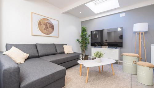 Tys Home, maison spacieuse avec parking - Foto 4