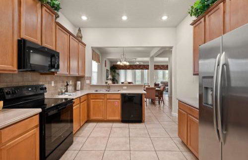 5BR home w private heated pool - Foto 15