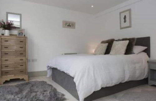 The Flower House - Photo 11