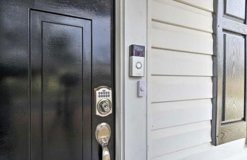 Cozy House with Private Yard, Close to Downtown - Foto 19