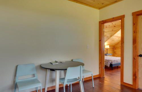 Unplug, Unwind and Explore Remote Vermont Cabin - Foto 16