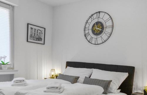 Apartment mit Terrasse, privater Eingang und Parkplatz - Foto 1