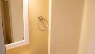 Clyde's Cabin with a private Hot Tub - Foto 5