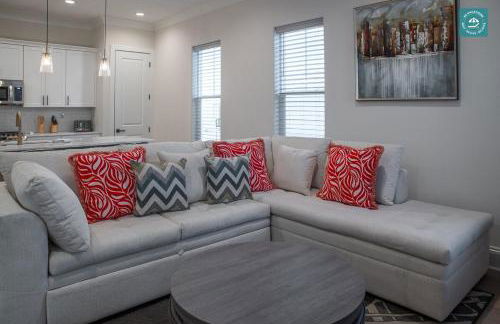 R3 at Inlet Beach with Pool Access and EV Connector - Walk to Beach - Photo 10