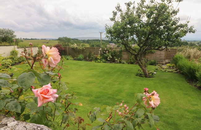 Ingleton 2-bed Cottage, Sleeps 4, Pet Ok & Parking - Foto 51