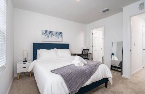 Modern 2 BR Townhome | Close 2 Beach. - Foto 5