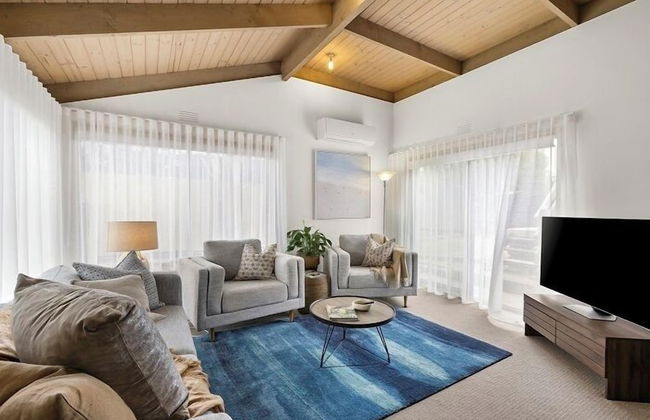 3 Bedroom House - Jan Juc - Near Beach - Photo 12