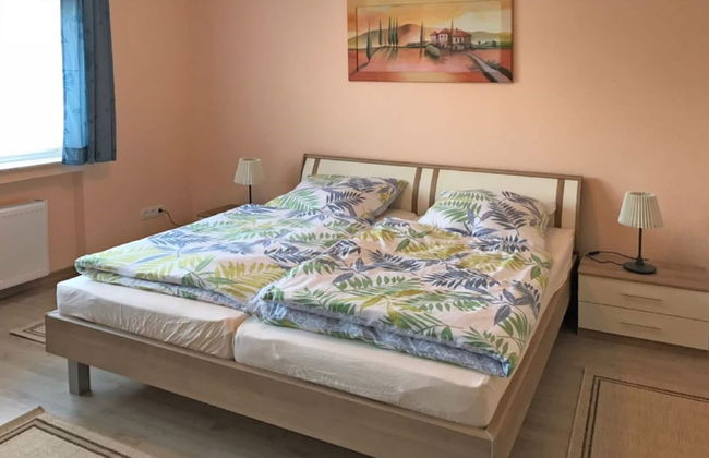 Apartment in Ellar With Garden - Foto 1