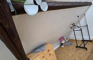 Mary Haus in Biebertal-Bieber, mit 2 Apartament und 4 Zimmer, 1 fur 2 und eine fur 6, In Nahe Gießen und Wetzlar mit WLAN, Parkplatz, 2 Badezimmer - Photo 24