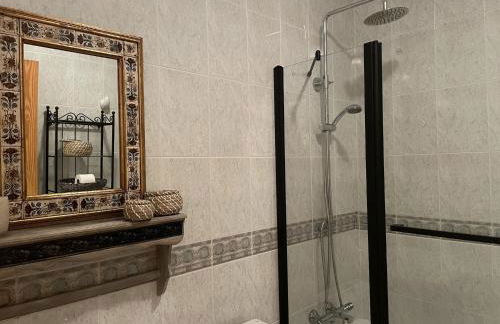 Mediterranean Escape with Garden - Foto 23