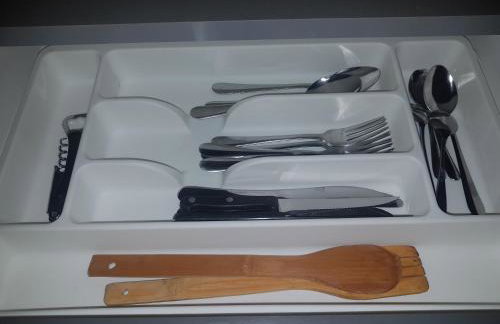 charmant studio de 30 m2 très calme avec sa grande belle terrasse et son jardin PRIVATIF - Foto 12