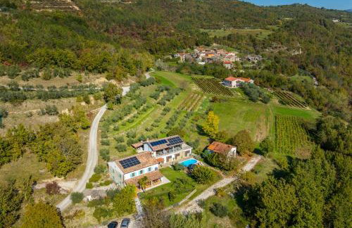 Magical Villa Glavini with privacy & stunning panoramic views - Foto 1